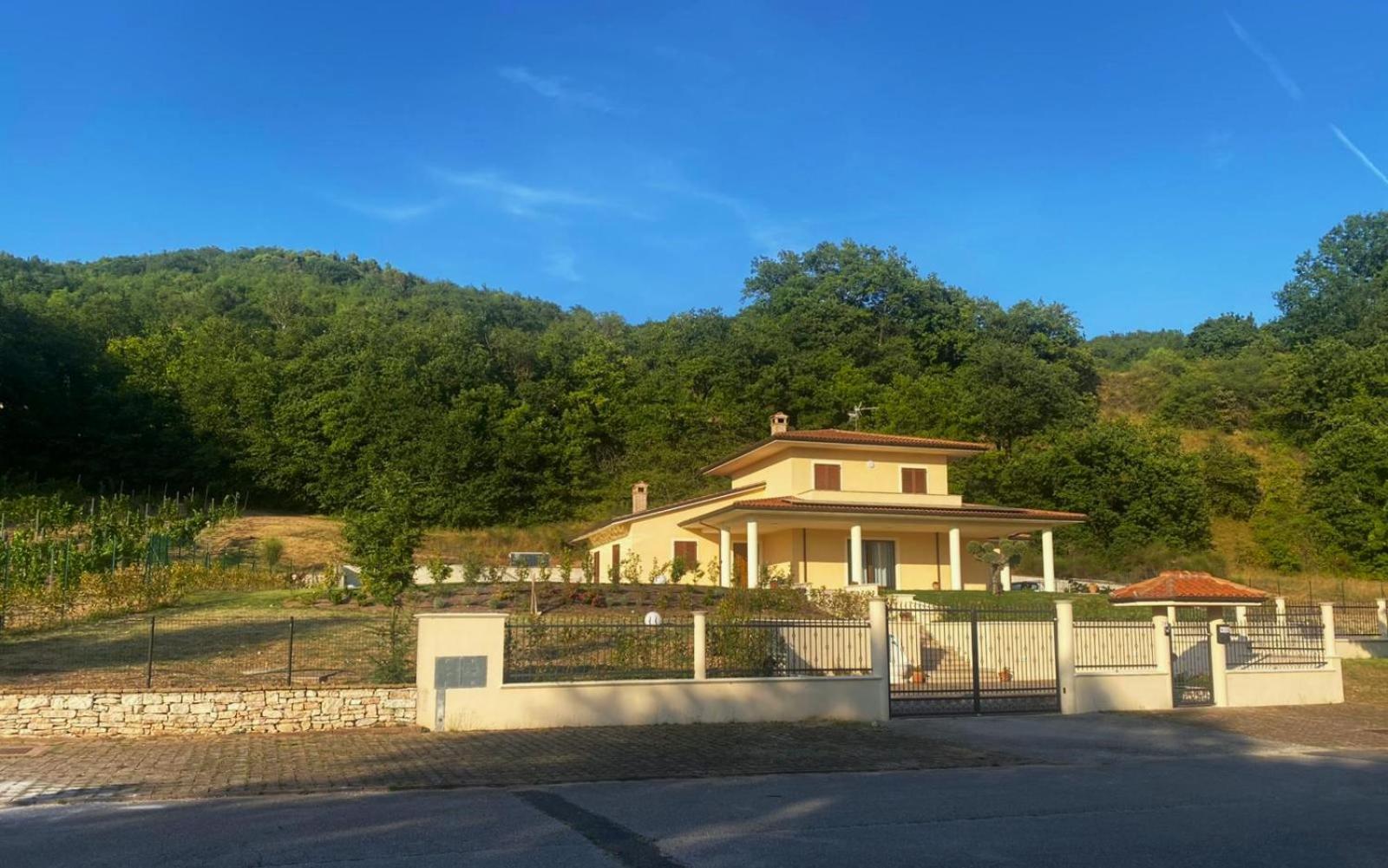 Casa Vacanze La Villa جينجا المظهر الخارجي الصورة